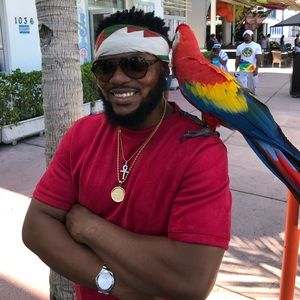 Meet your Posher, Nicholas